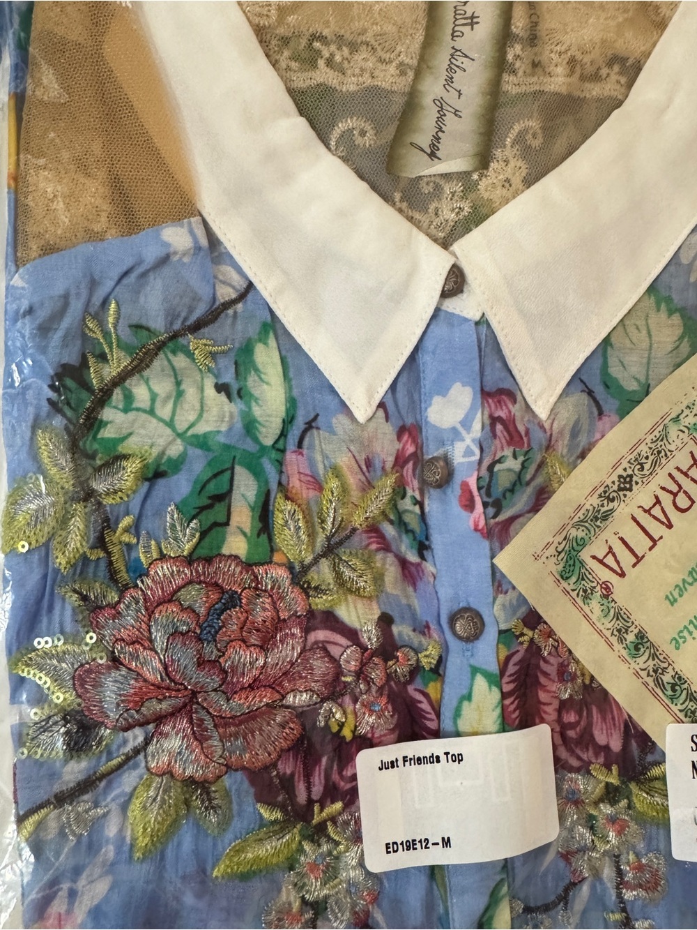 AR3 • "Just Friends" Floral Top by the contemporary clothing line Aratta NWT - Picture 2 of 9